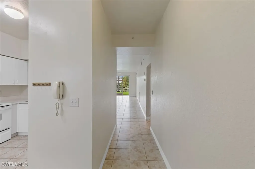 3250 Cypress Glen Way Naples FL 34109