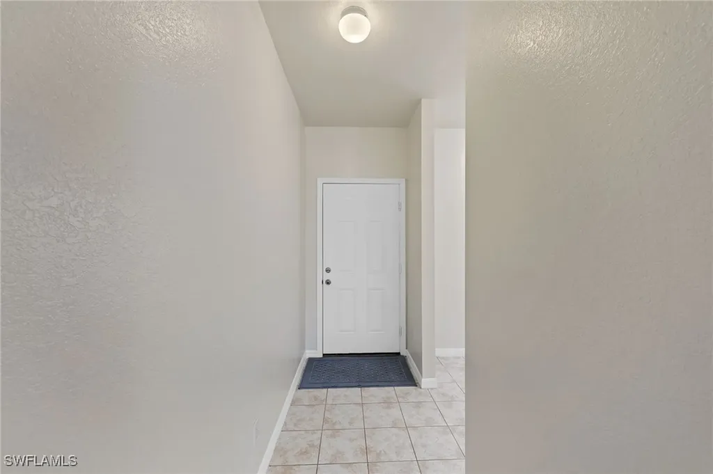 3250 Cypress Glen Way Naples FL 34109