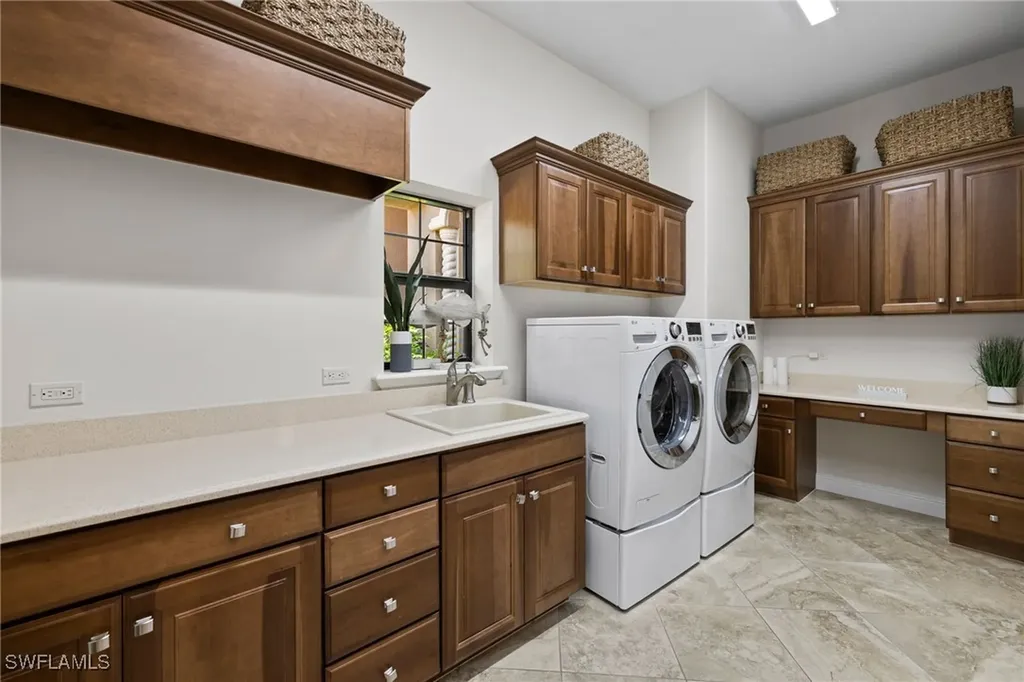 9214 Marble Stone Drive Naples FL 34120