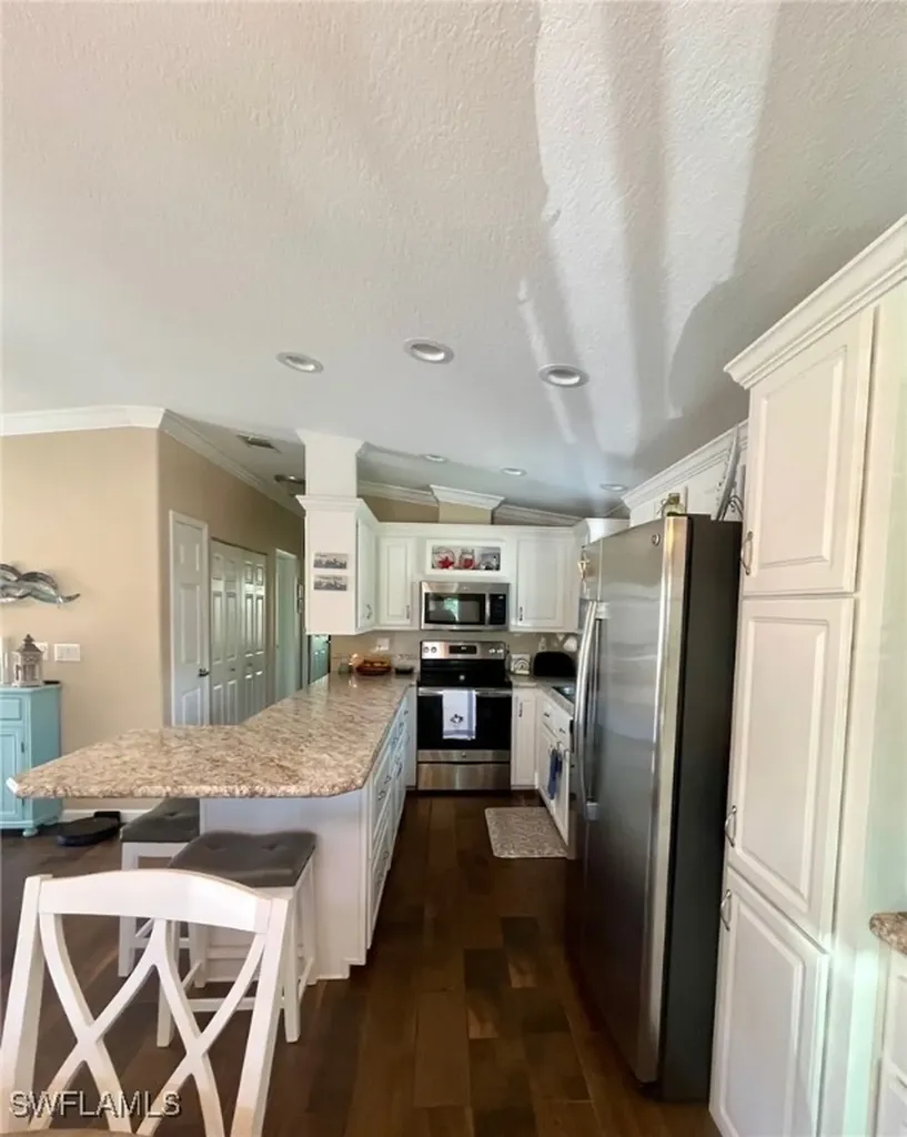 1316 Diamond Lake Circle Naples FL 34114