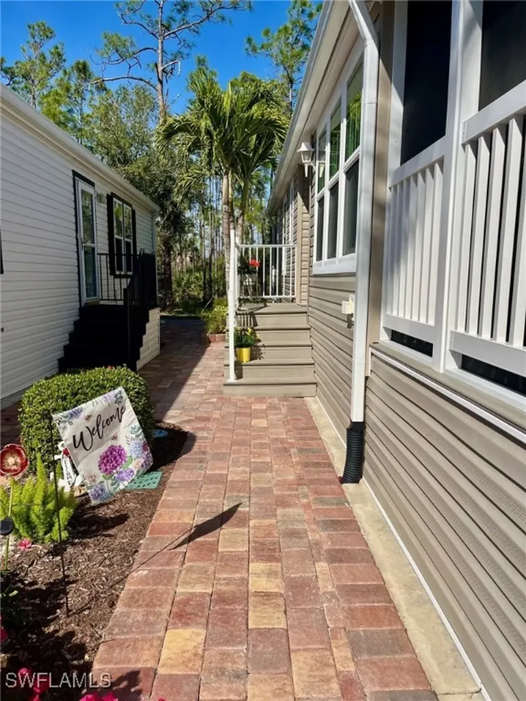 1316 Diamond Lake Circle Naples FL 34114