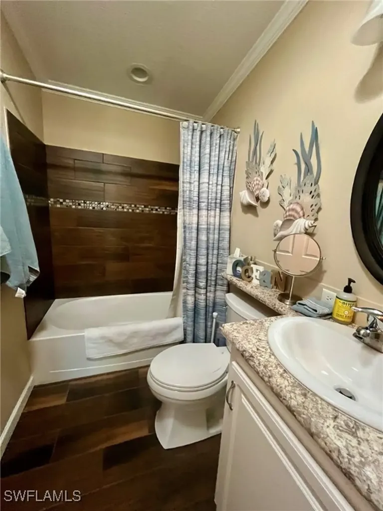 1316 Diamond Lake Circle Naples FL 34114