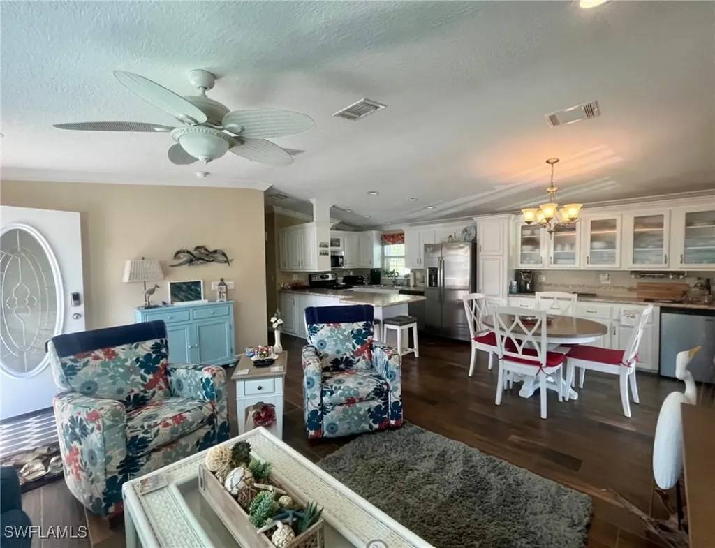 1316 Diamond Lake Circle Naples FL 34114