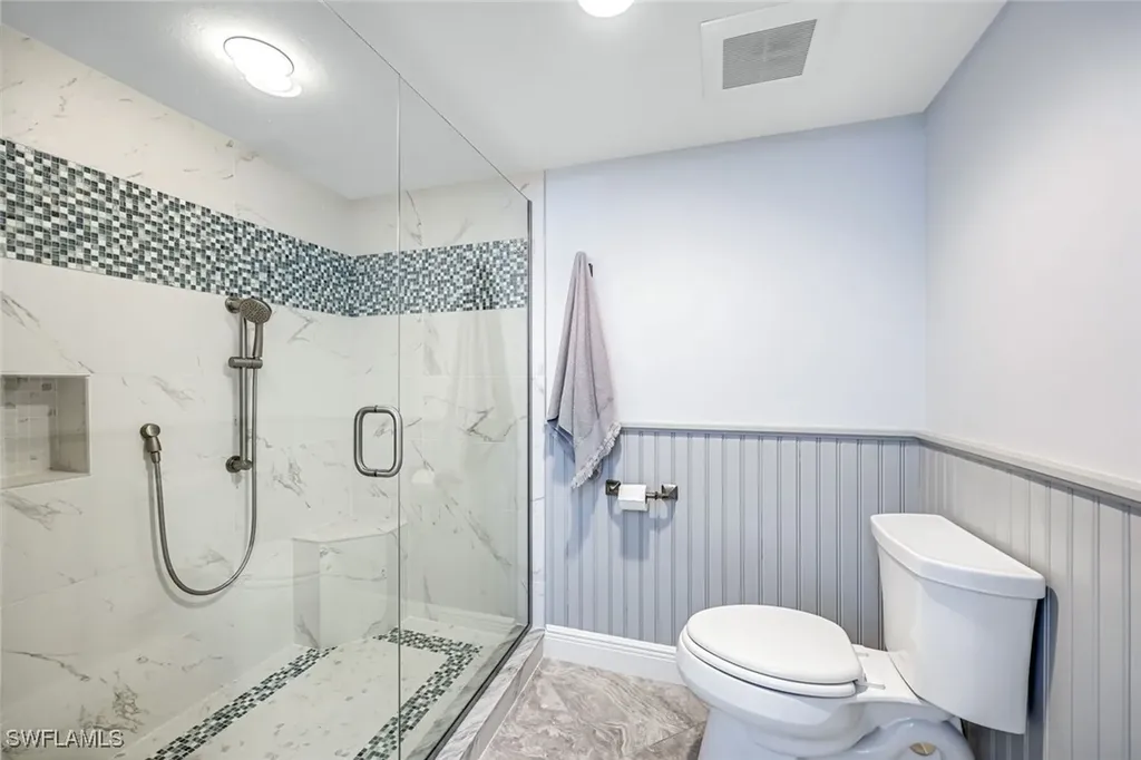 4041 Gulf Shore Boulevard N Naples FL 34103