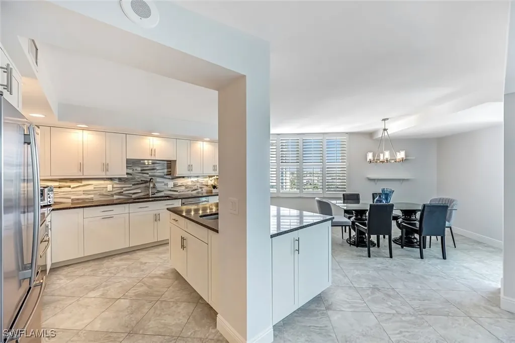4041 Gulf Shore Boulevard N Naples FL 34103