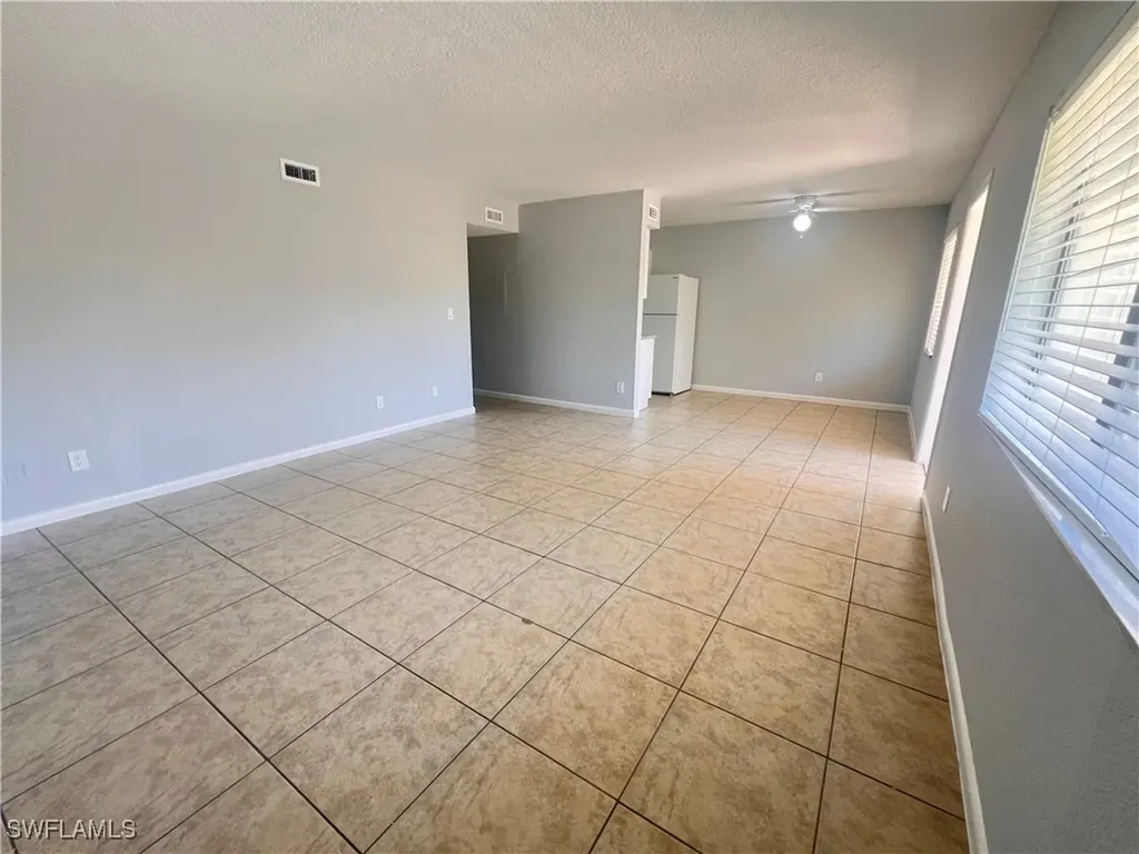 4601 Bayshore Drive Naples FL 34112