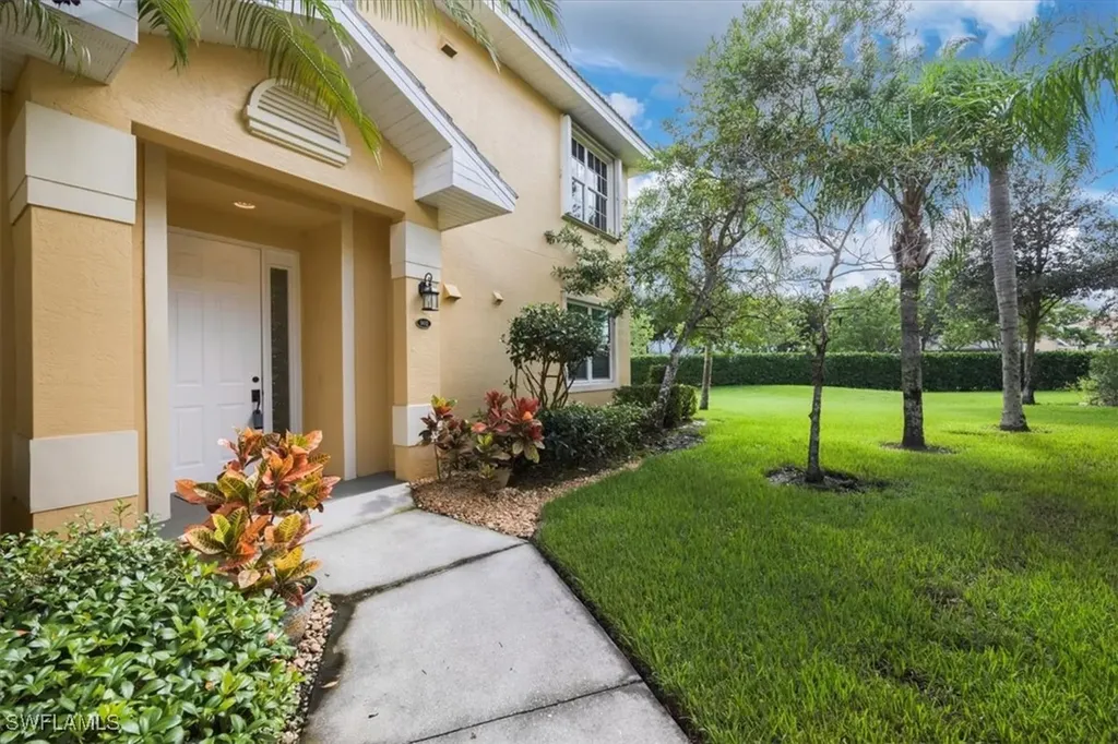 8315 Big Acorn Circle Naples FL 34119