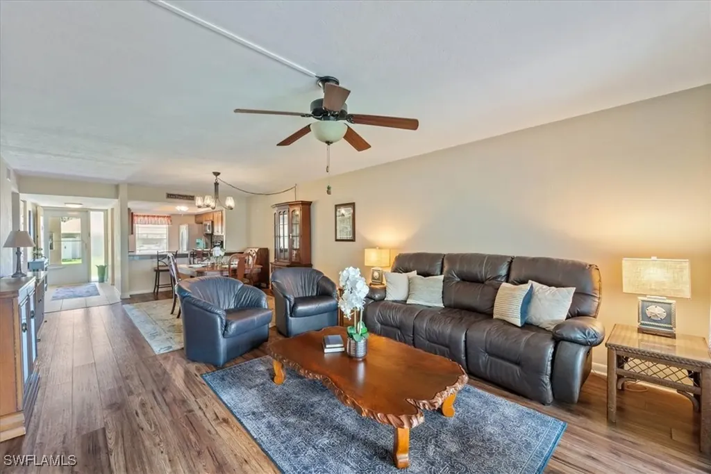 141 Cypress Way E Naples FL 34110