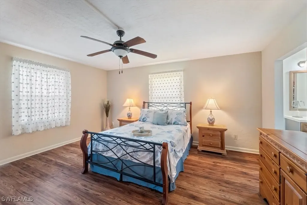 141 Cypress Way E Naples FL 34110