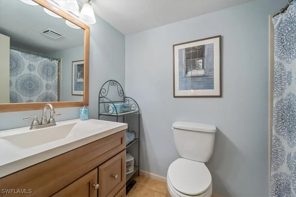 141 Cypress Way E Naples FL 34110