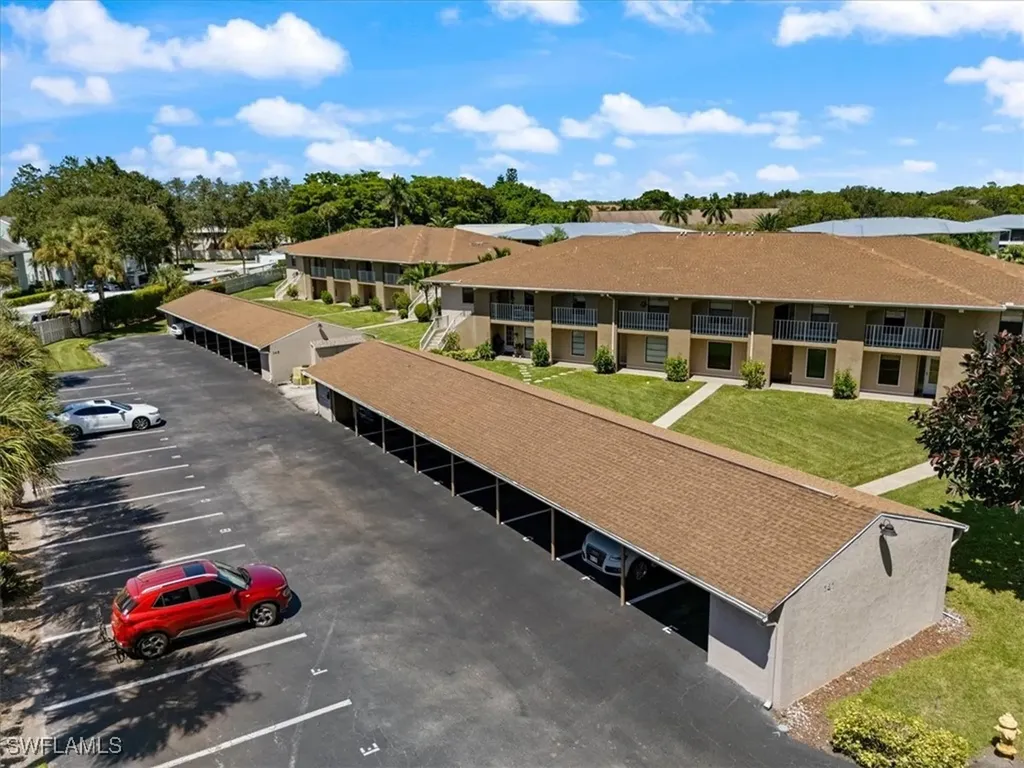 141 Cypress Way E Naples FL 34110