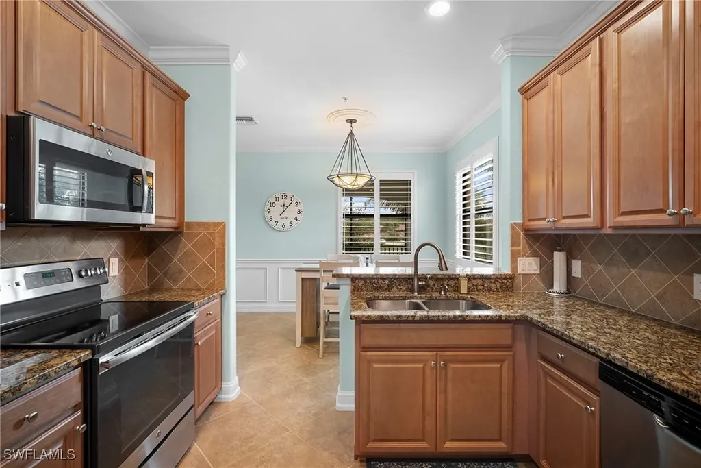 28021 Cookstown Court Bonita Springs FL 34135