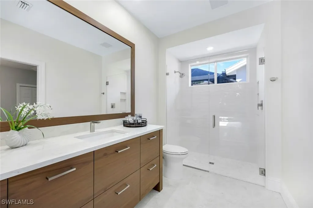 237 Charleston Court Naples FL 34110