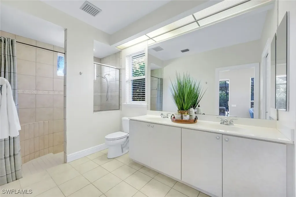 237 Charleston Court Naples FL 34110