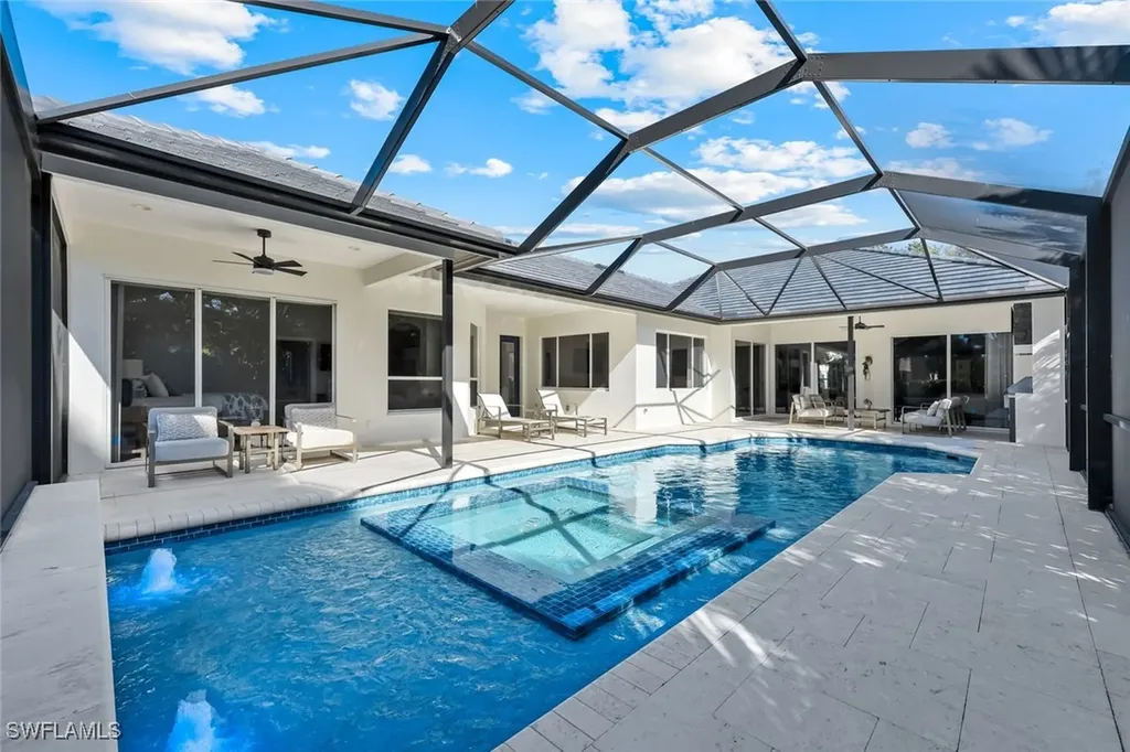 237 Charleston Court Naples FL 34110