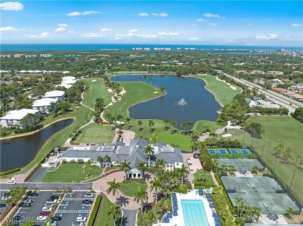237 Charleston Court Naples FL 34110
