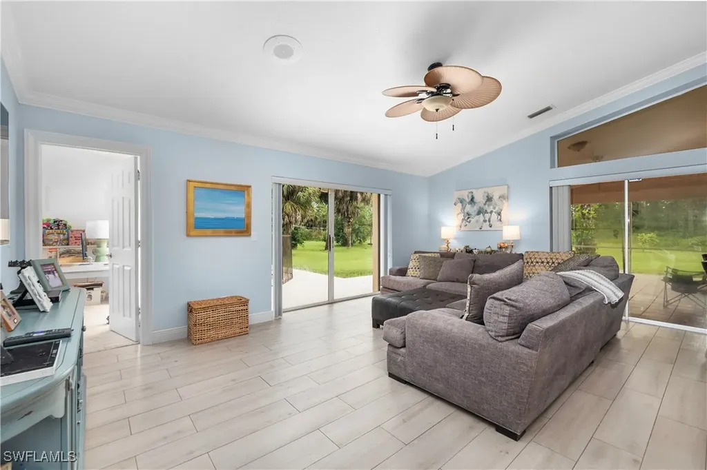 1333 20th Avenue NE Naples FL 34120