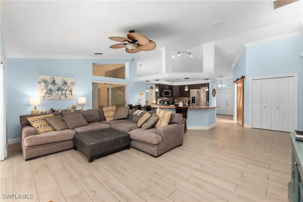 1333 20th Avenue NE Naples FL 34120