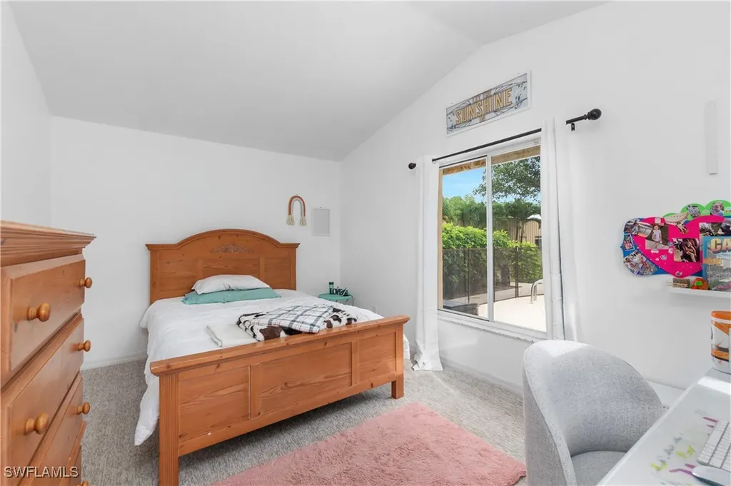 1333 20th Avenue NE Naples FL 34120