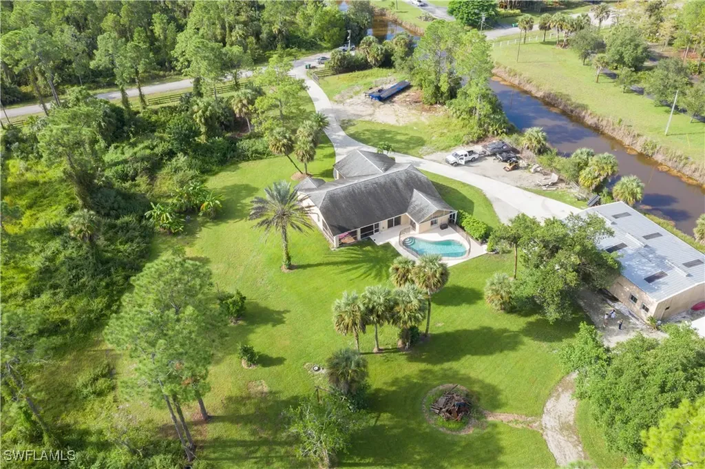 1333 20th Avenue NE Naples FL 34120