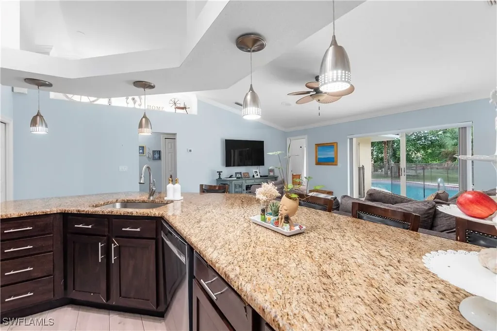1333 20th Avenue NE Naples FL 34120