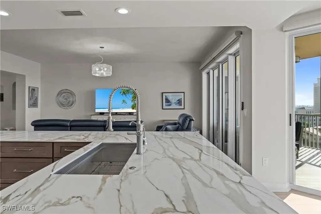 6061 Silver King Boulevard Cape Coral FL 33914