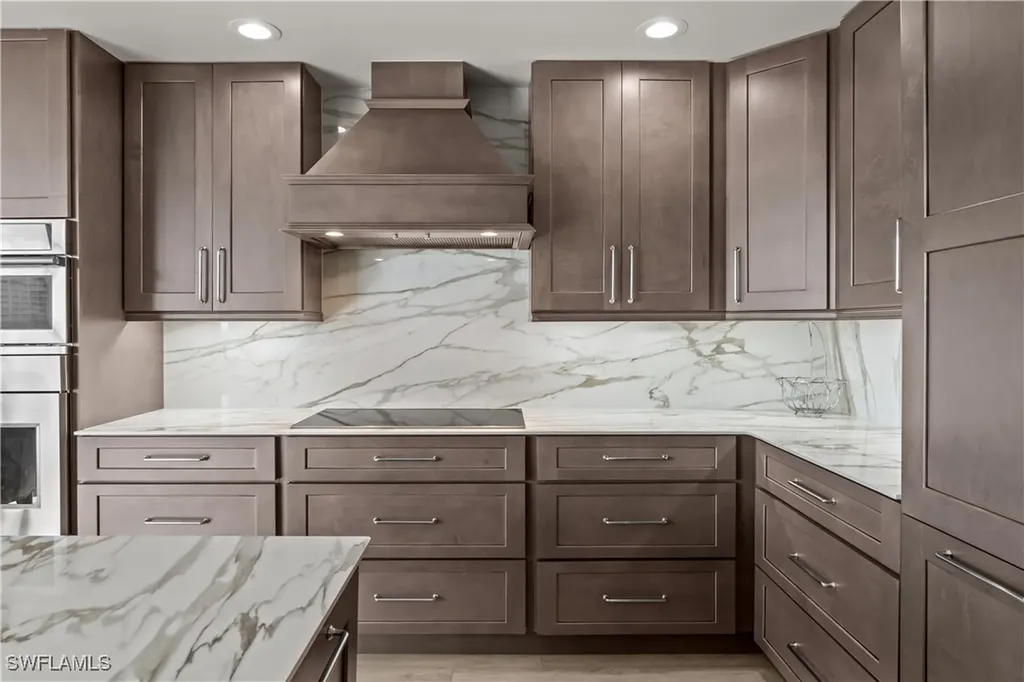 6061 Silver King Boulevard Cape Coral FL 33914