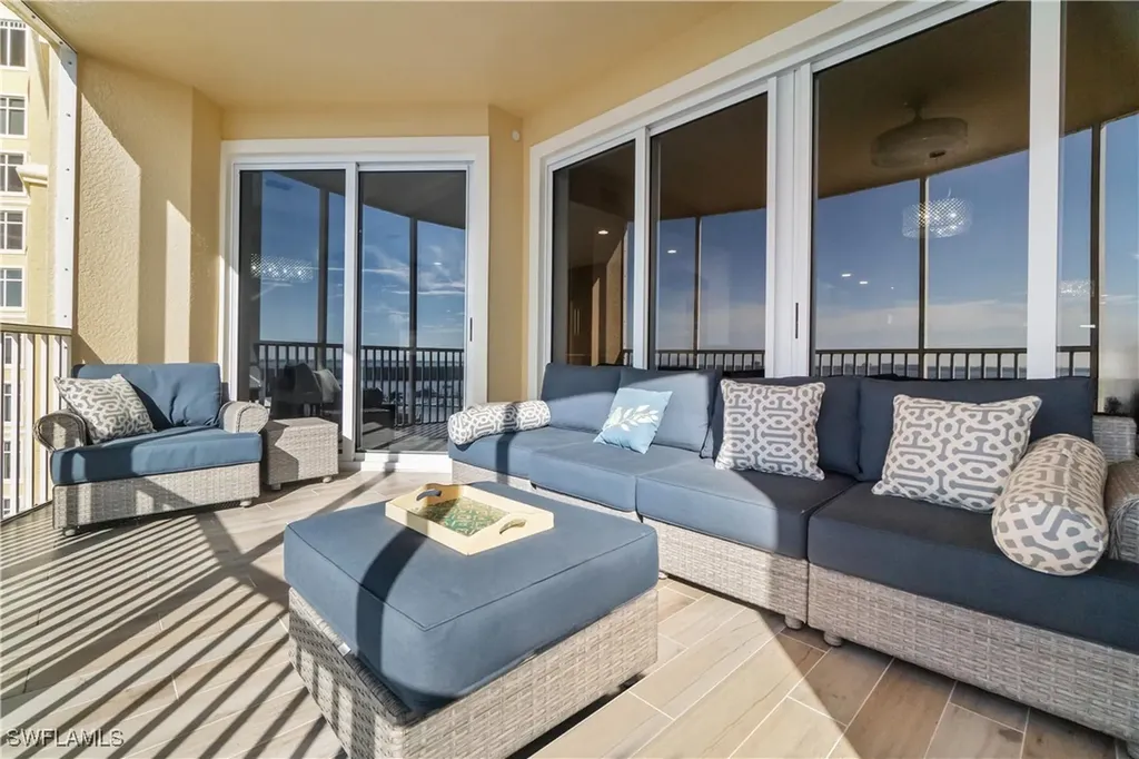 6061 Silver King Boulevard Cape Coral FL 33914