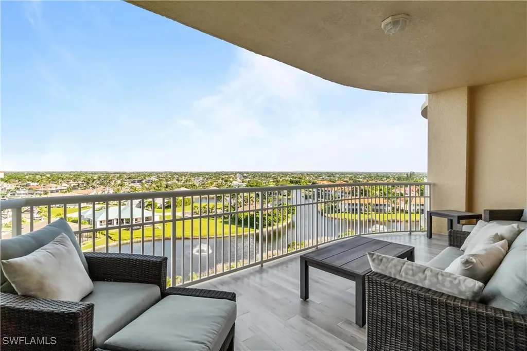 6061 Silver King Boulevard Cape Coral FL 33914