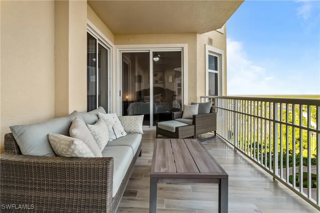 6061 Silver King Boulevard Cape Coral FL 33914