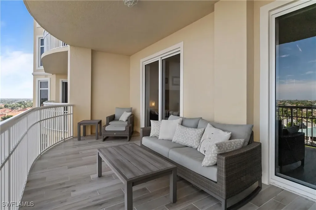 6061 Silver King Boulevard Cape Coral FL 33914