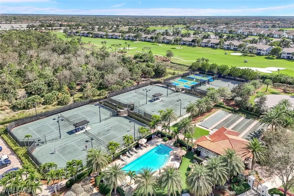 16374 Viansa Way Naples FL 34110