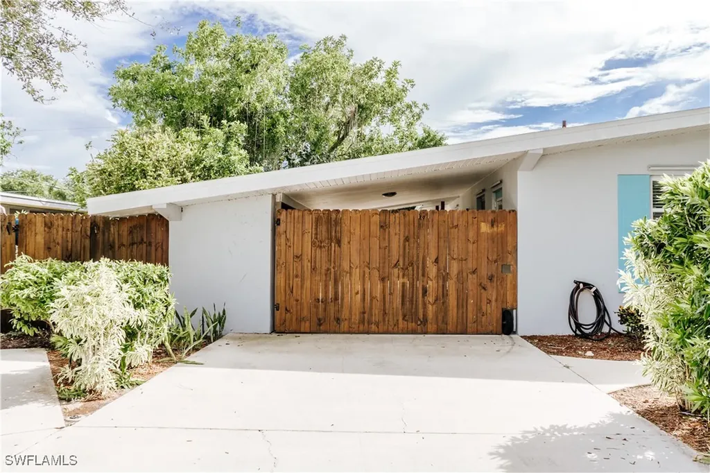 174 2nd Street Bonita Springs FL 34134