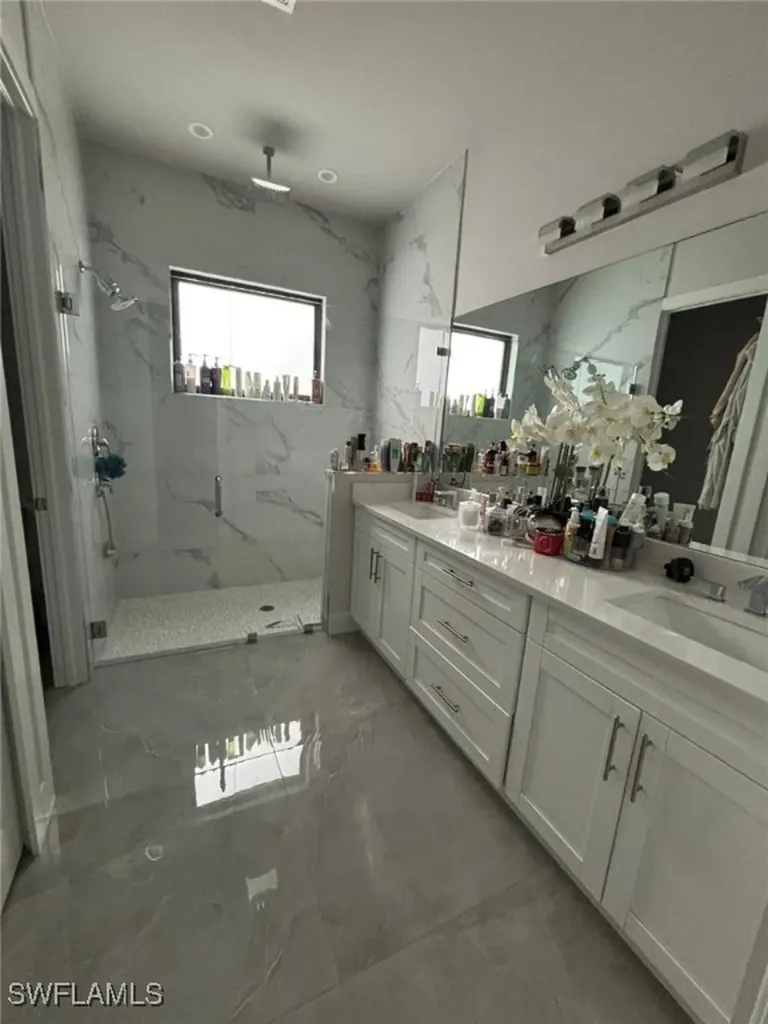 1412 22nd Avenue NE Naples FL 34120