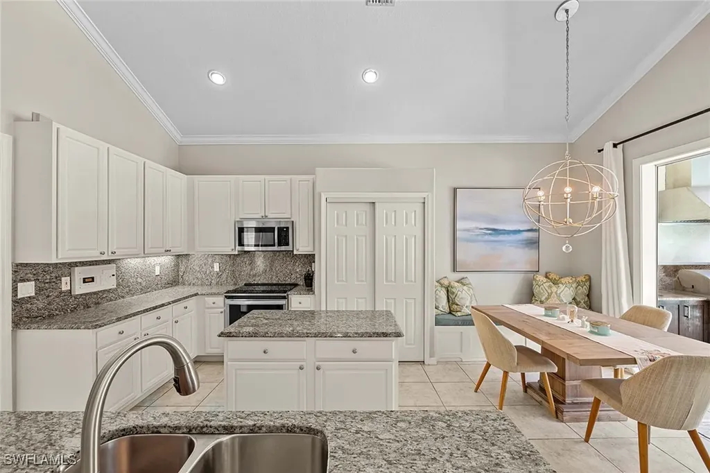 12885 Brynwood Way Naples FL 34105