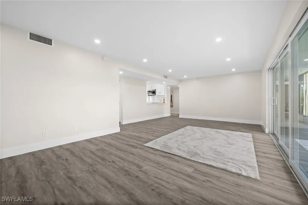 378 Palm Drive Naples FL 34112