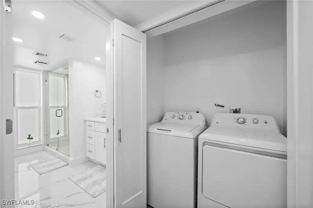 378 Palm Drive Naples FL 34112