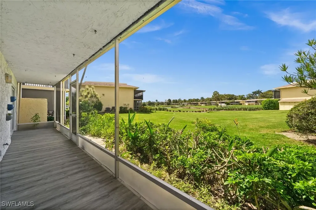 378 Palm Drive Naples FL 34112