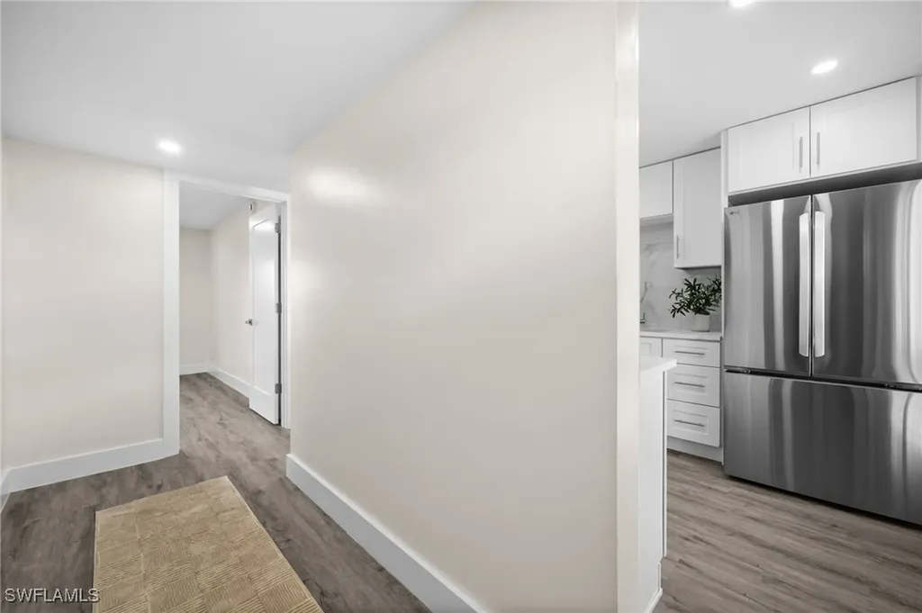 378 Palm Drive Naples FL 34112