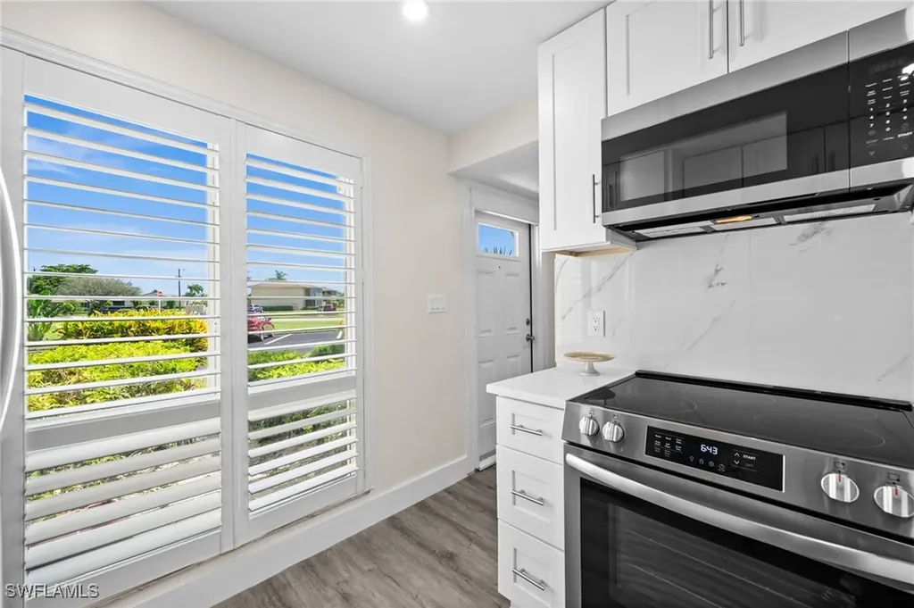 378 Palm Drive Naples FL 34112