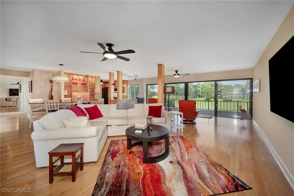 104 Clubhouse Drive Naples FL 34105