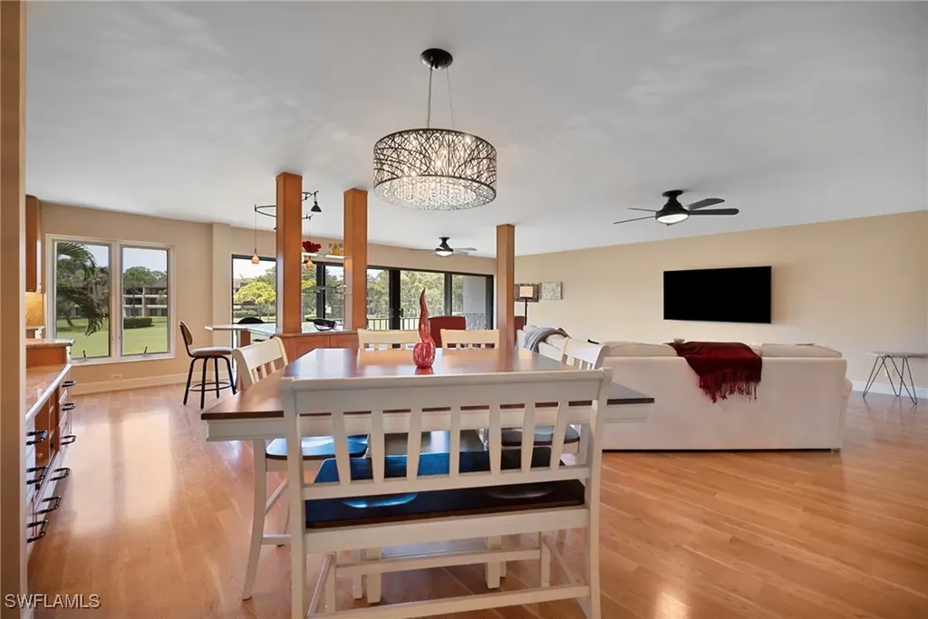 104 Clubhouse Drive Naples FL 34105