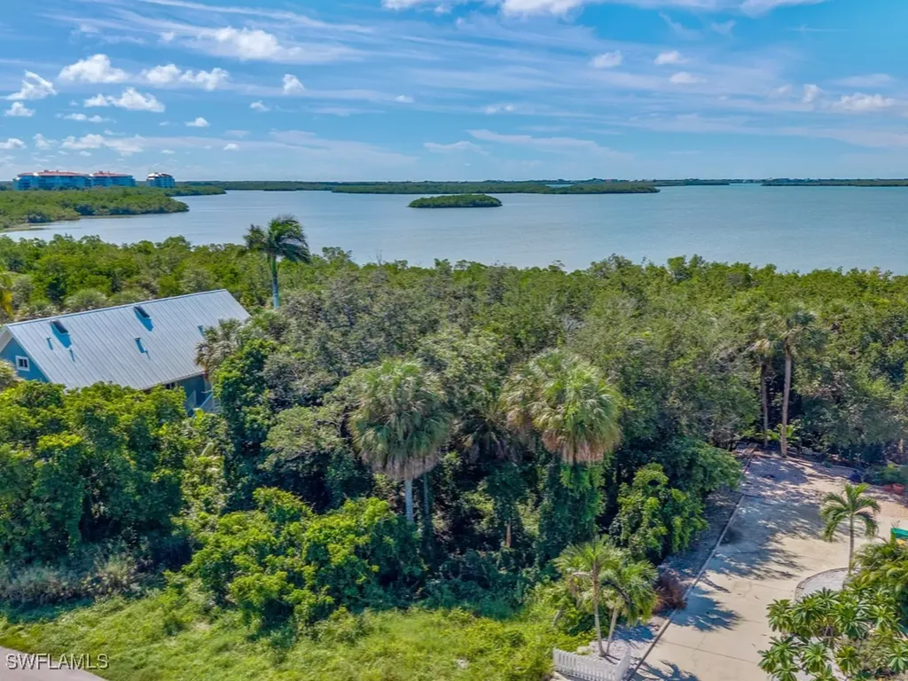 1989 Sheffield Avenue Marco Island FL 34145