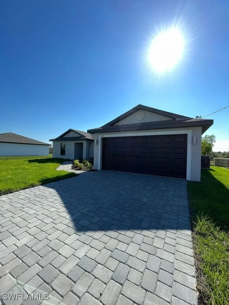 861 Winwood Circle Fort Myers FL 33913