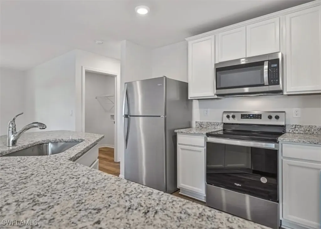 861 Winwood Circle Fort Myers FL 33913