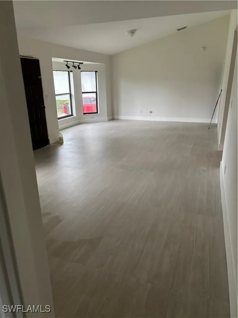 175 5th Street Naples FL 34113