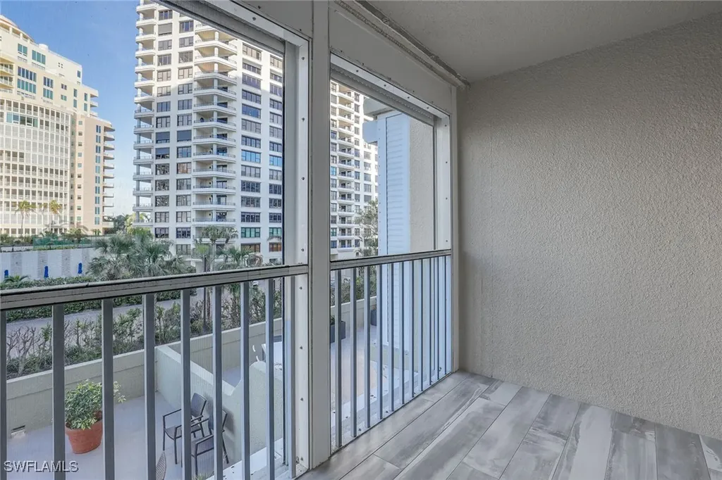 4401 Gulf Shore Boulevard N Naples FL 34103