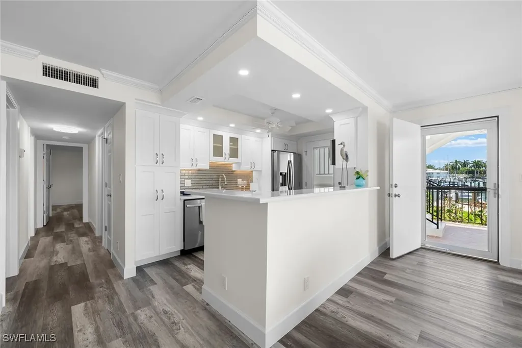 222 Harbour Drive Naples FL 34103