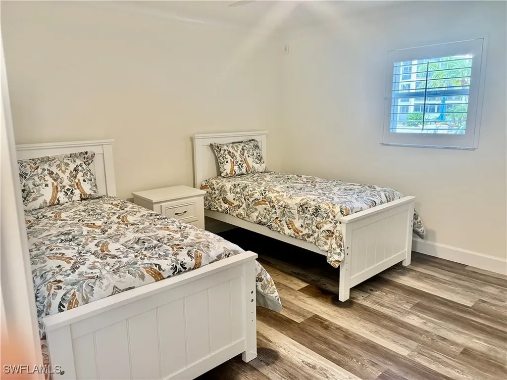 222 Harbour Drive Naples FL 34103