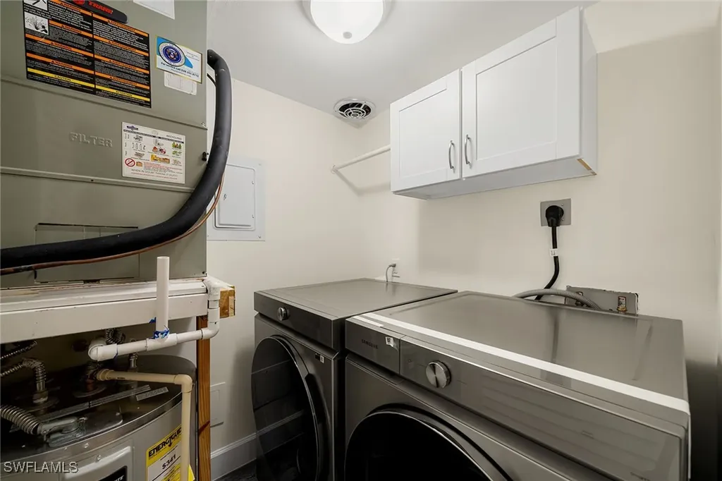 222 Harbour Drive Naples FL 34103